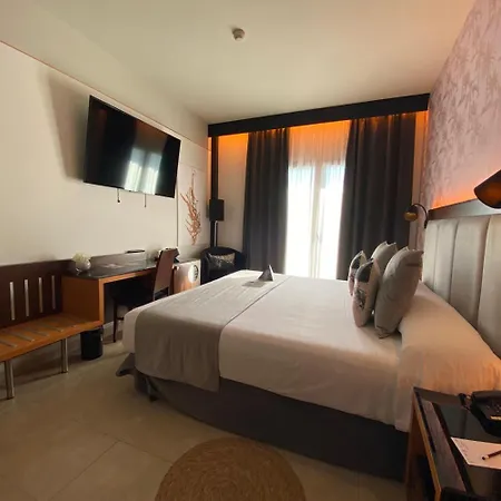 فندق On Aleta Designed For Adults